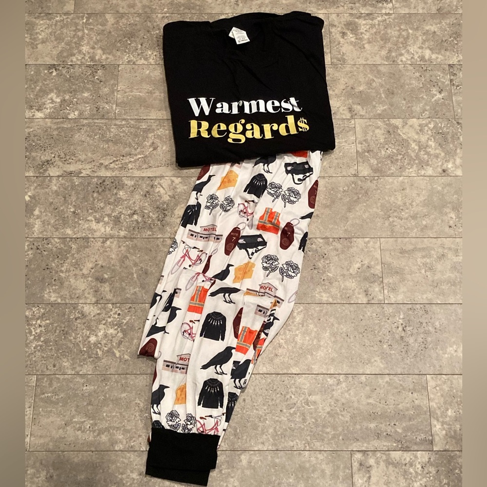 Schitt’s Creek pajama set, size XL, washed, never worn.